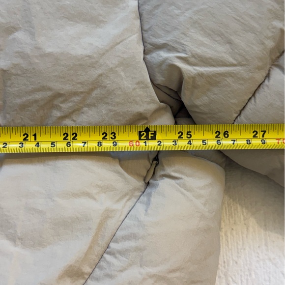 Zara Women's Light Beige Puffer Jacket with hood NWT - Picture 11 of 16